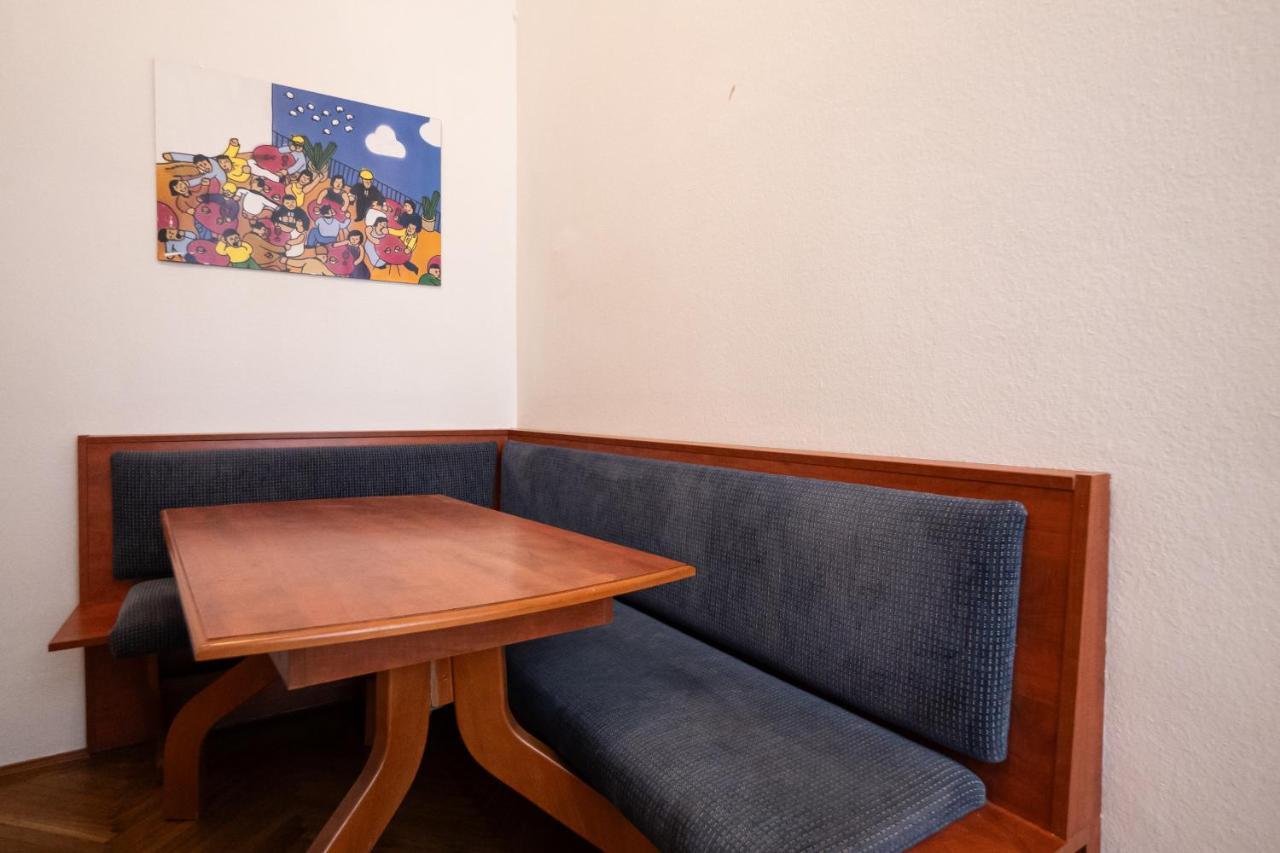 Spacious With A King-size Bed Appartement