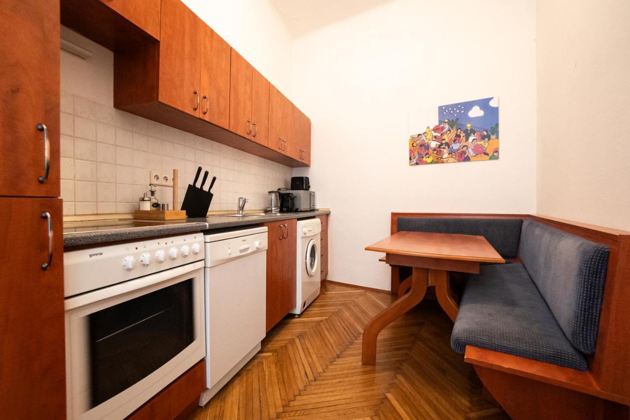 Apartment Spacious With A King-size Bed Wien